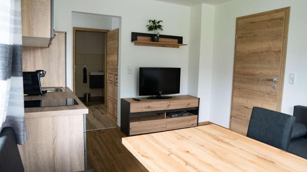 Apartment Am Alpakahof Hahn Grafenschlag Exteriör bild